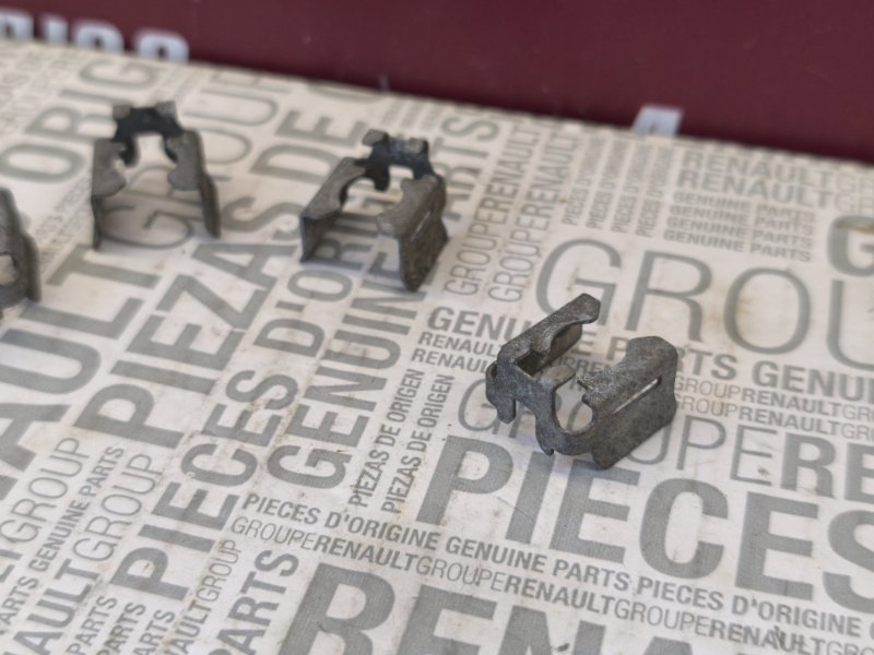 Кронштейн форсунки