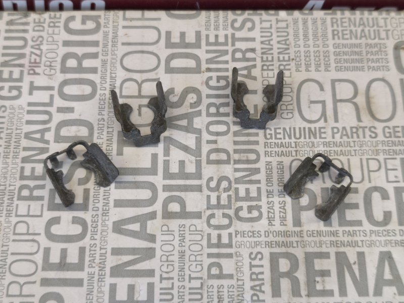 Кронштейн форсунки