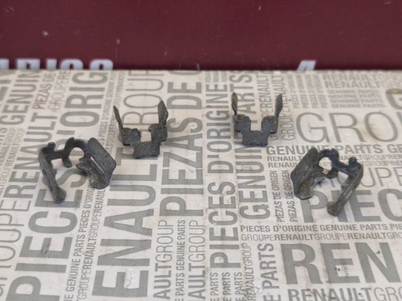 Кронштейн форсунки