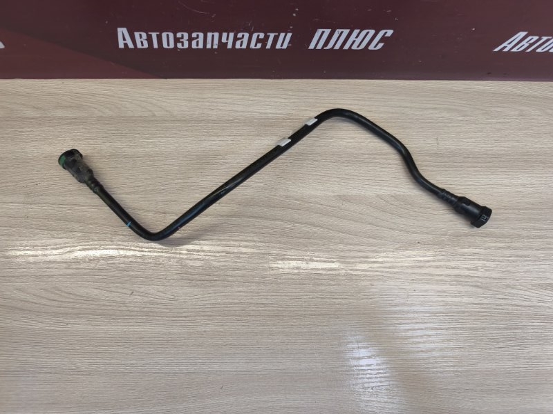 Трубка топливная