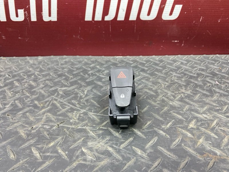 Кнопка аварийной сигнализации