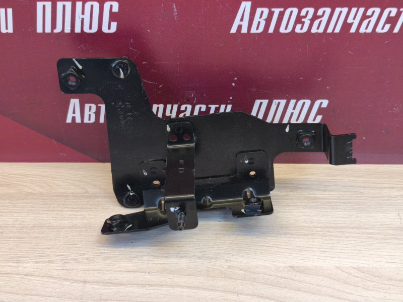 Кронштейн блока управления КПП