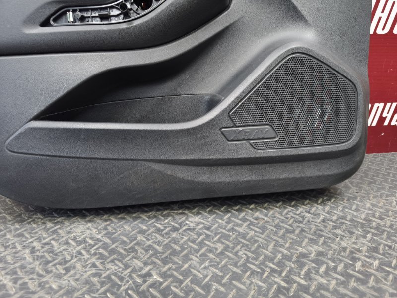 Обшивка боковой двери