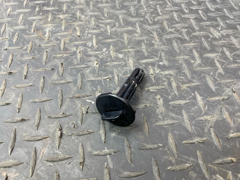 Крепление радиатора