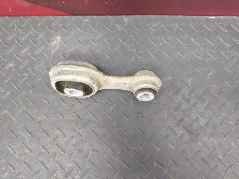 Опора двигателя