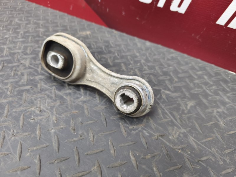 Опора двигателя