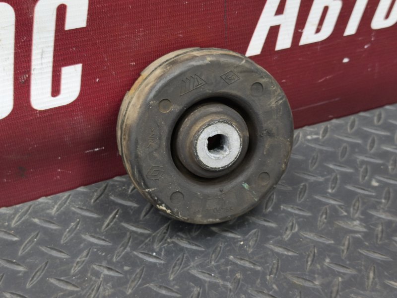 Опора двигателя