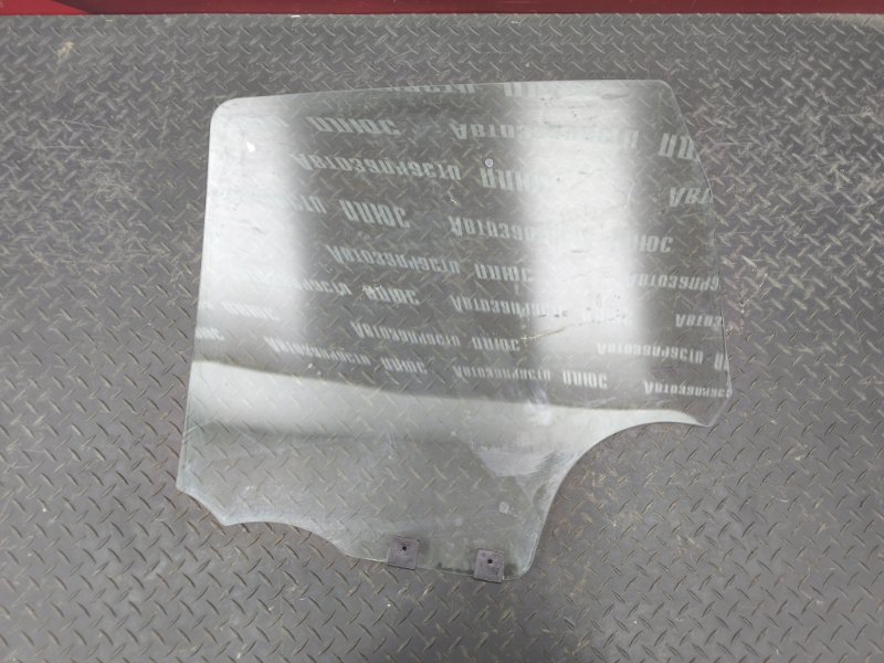 Стекло      двери