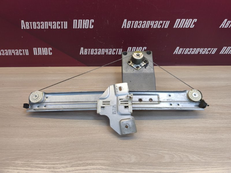 Стеклоподъемник    двери