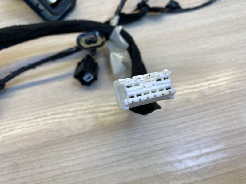 Проводка      двери