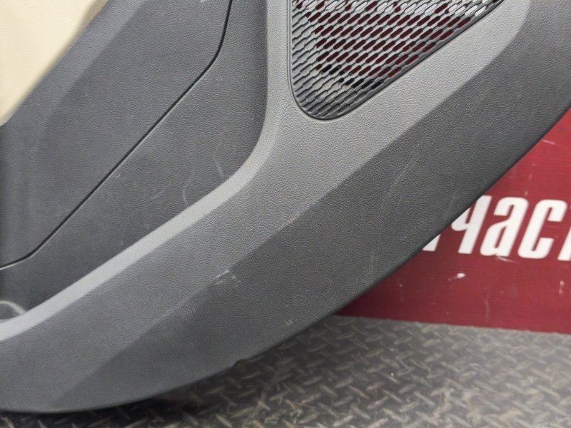 Обшивка боковой двери