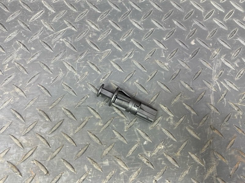 Концевик двери багажника