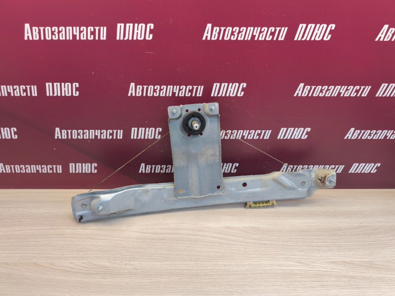 Стеклоподъемник    двери