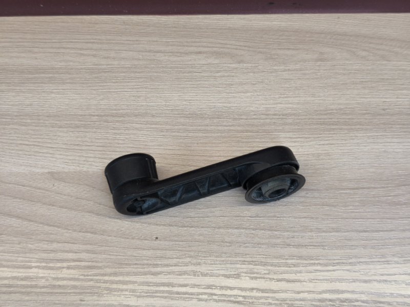 Ручка стеклоподъемника