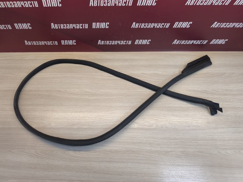 Уплотнитель двери