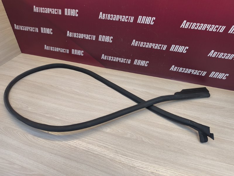 Уплотнитель двери