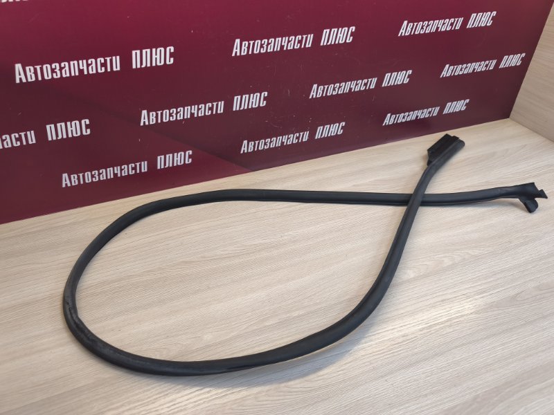 Уплотнитель двери