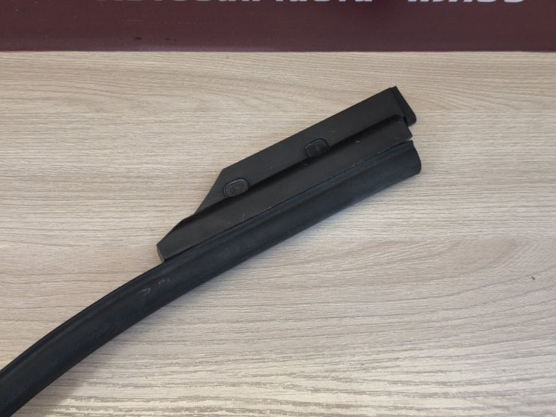 Уплотнитель двери