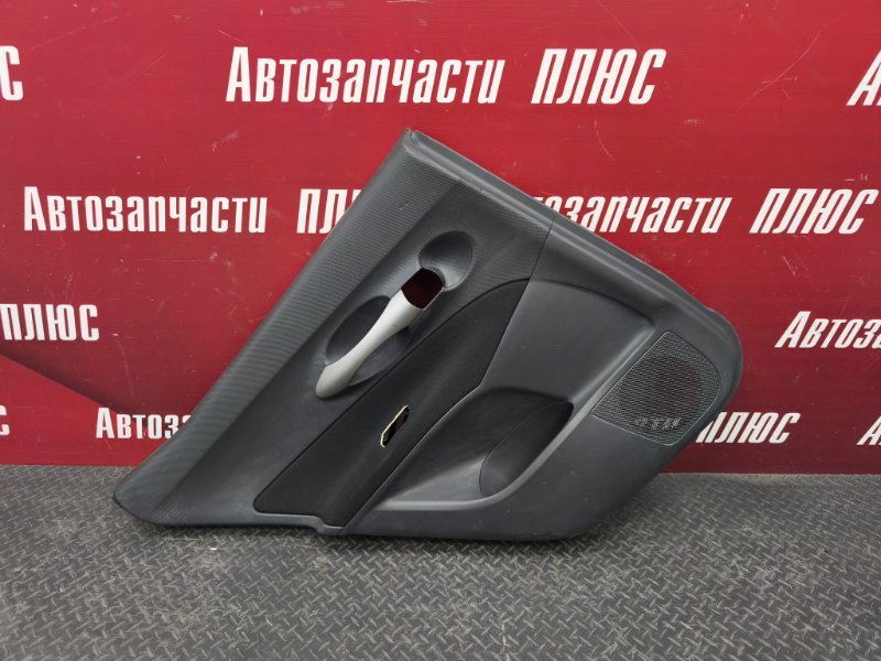 Обшивка боковой двери