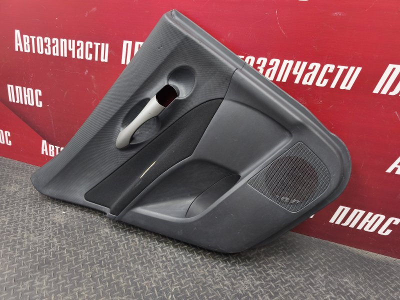 Обшивка боковой двери