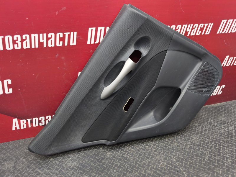 Обшивка боковой двери