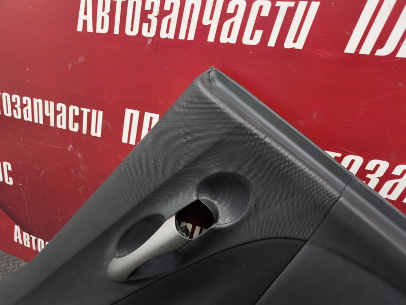 Обшивка боковой двери