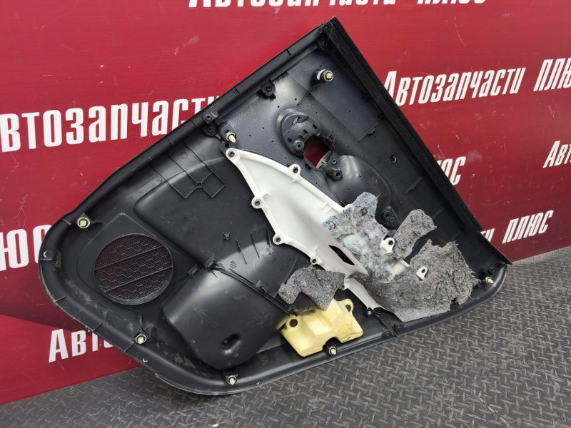 Обшивка боковой двери