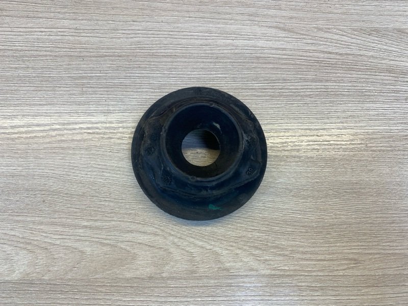 Верхняя опора    пружины