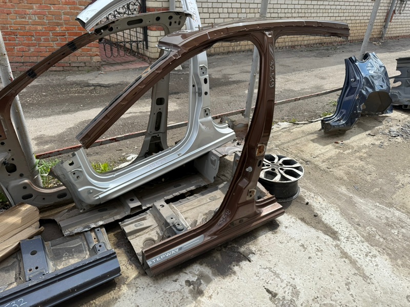 средняя стойка