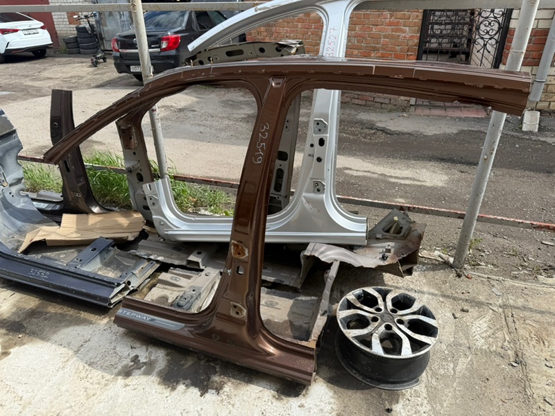 средняя стойка