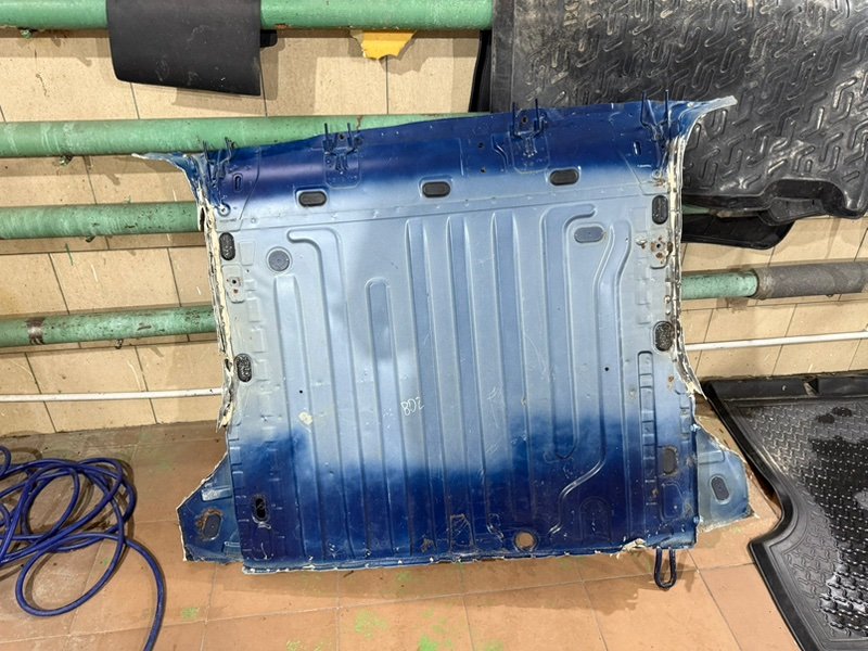 Задняя панель