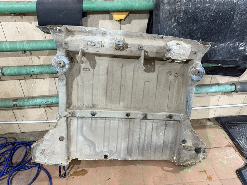 Задняя панель