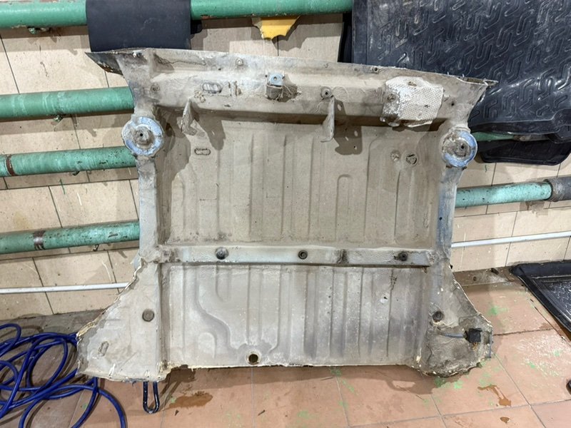 Задняя панель