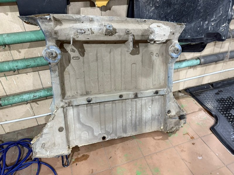 Задняя панель