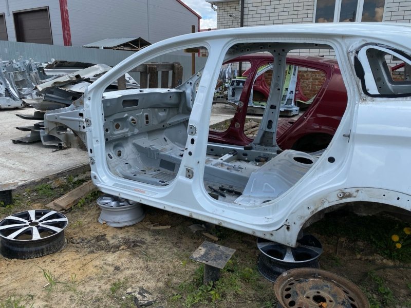 Боковина кузова