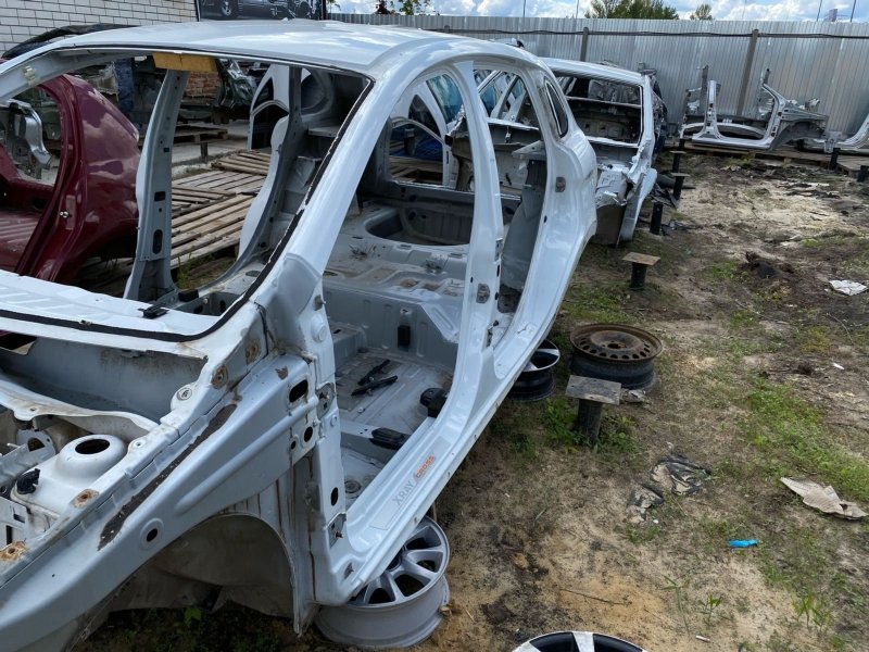 Боковина кузова