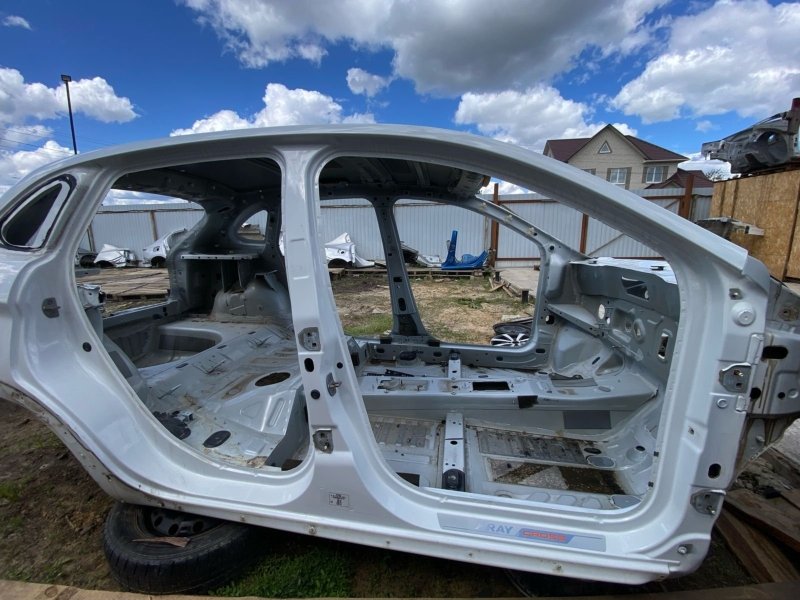 Боковина кузова