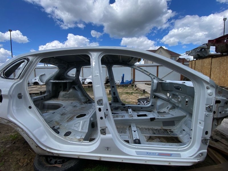 Боковина кузова