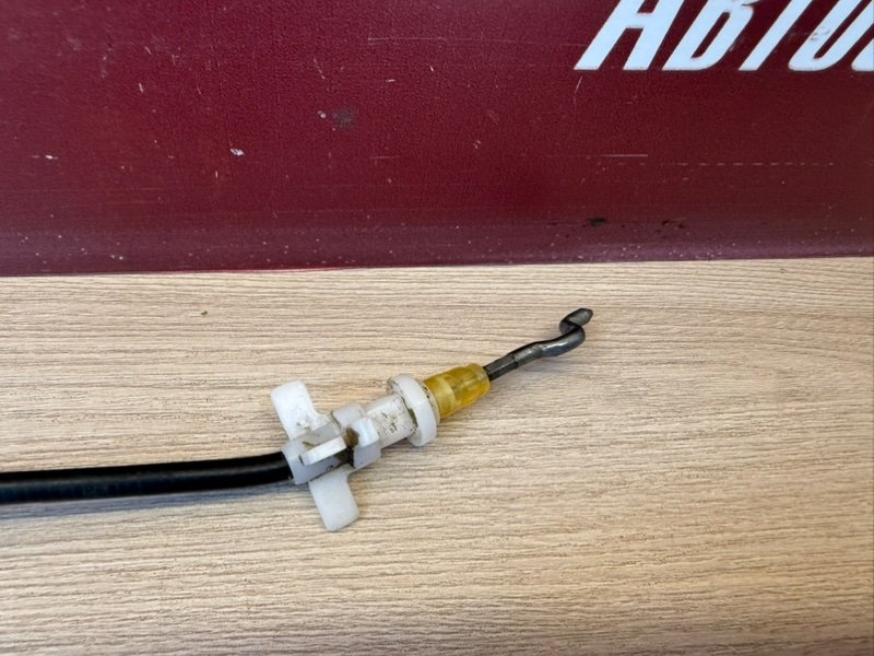 Трос замка двери