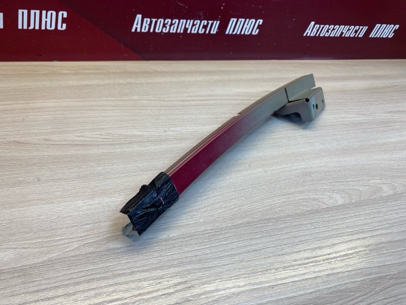 Направляющая стекла     двери