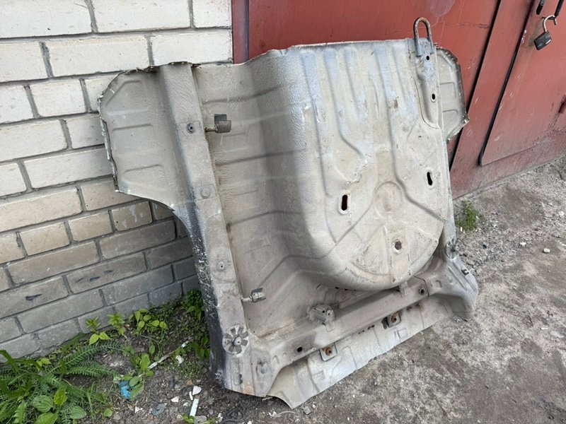 Задняя панель