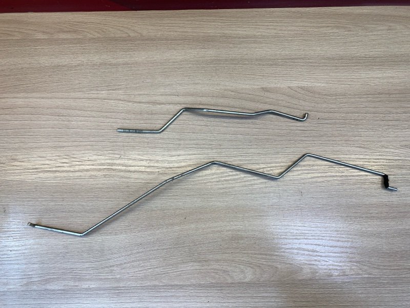 Тяга замка двери