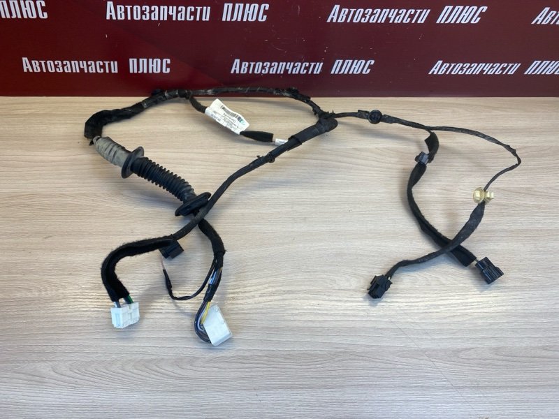 Проводка      двери