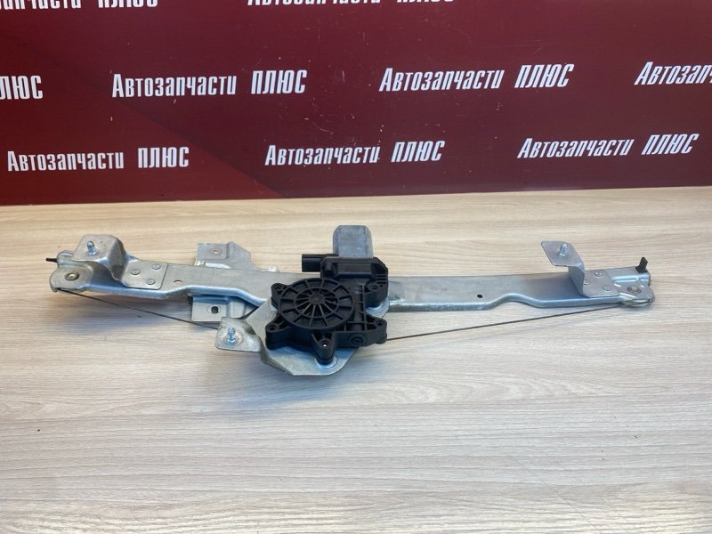 Стеклоподъемник    двери