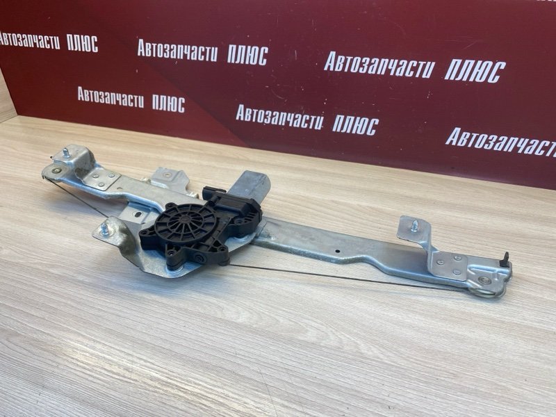 Стеклоподъемник    двери