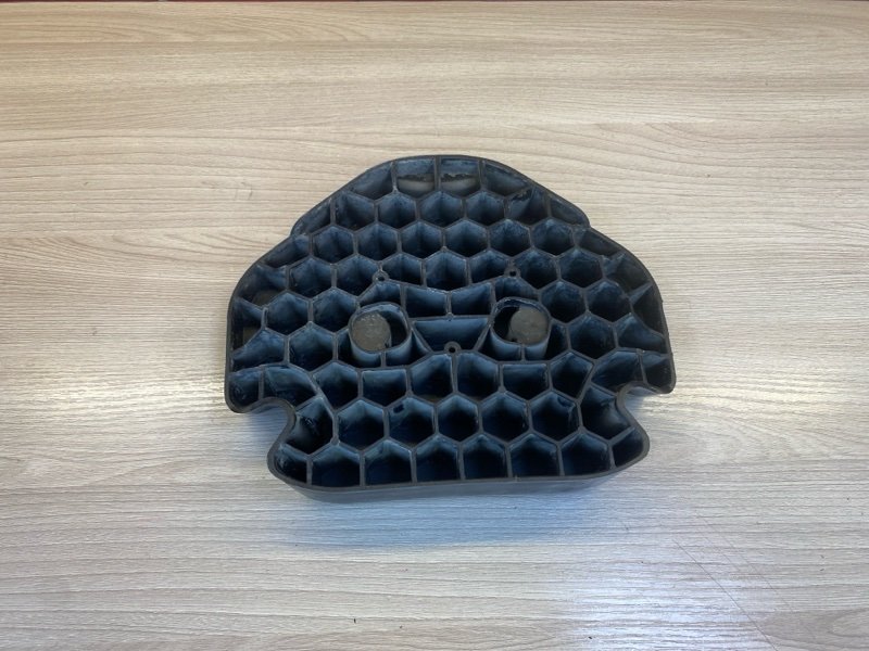 Кронштейн стеклоподъемника