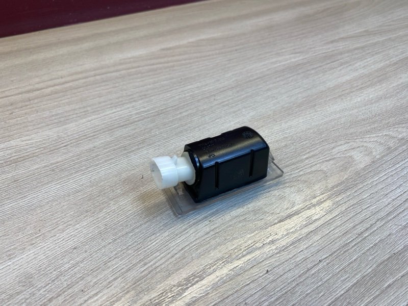 Плафон освещения багажника