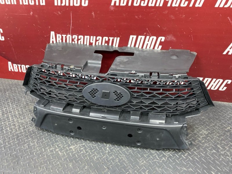 Решетка радиатора