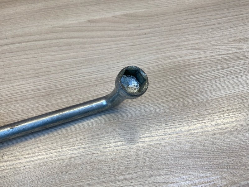 Ключ балонный