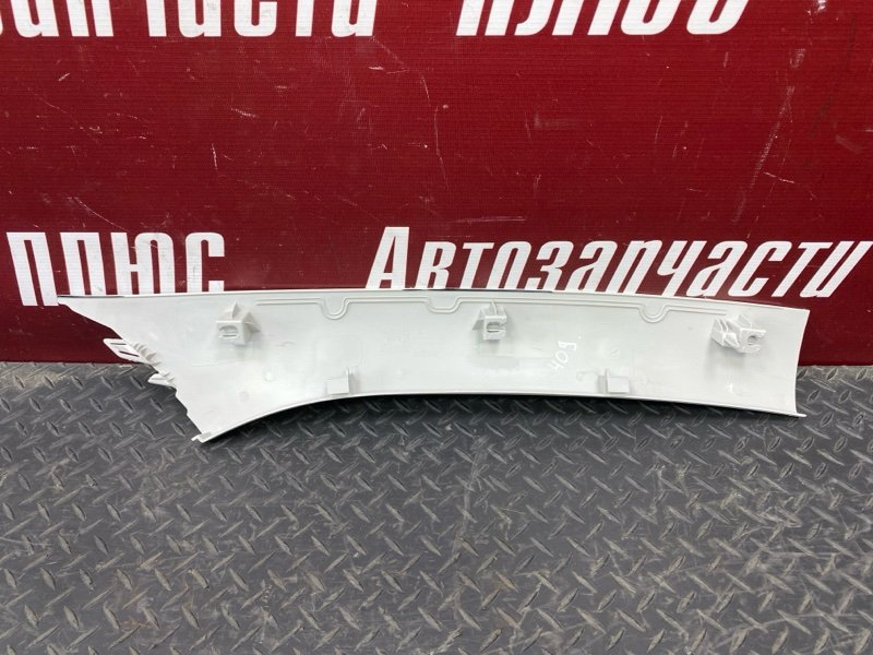 Обшивка      стойки